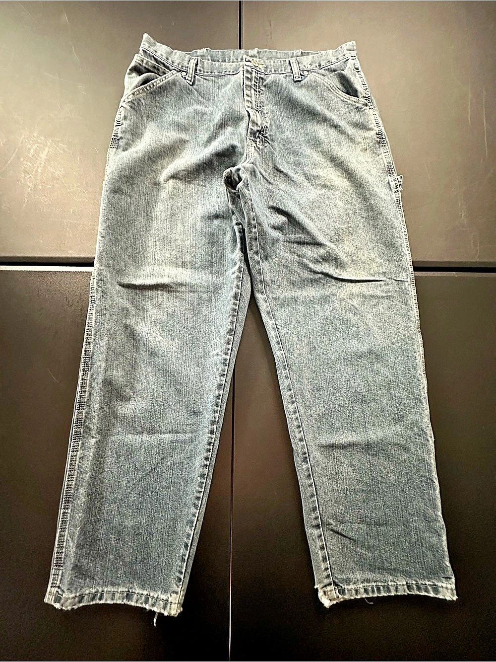 Frayed Wrangler Carpenter Blue denim Jeans size 36x30